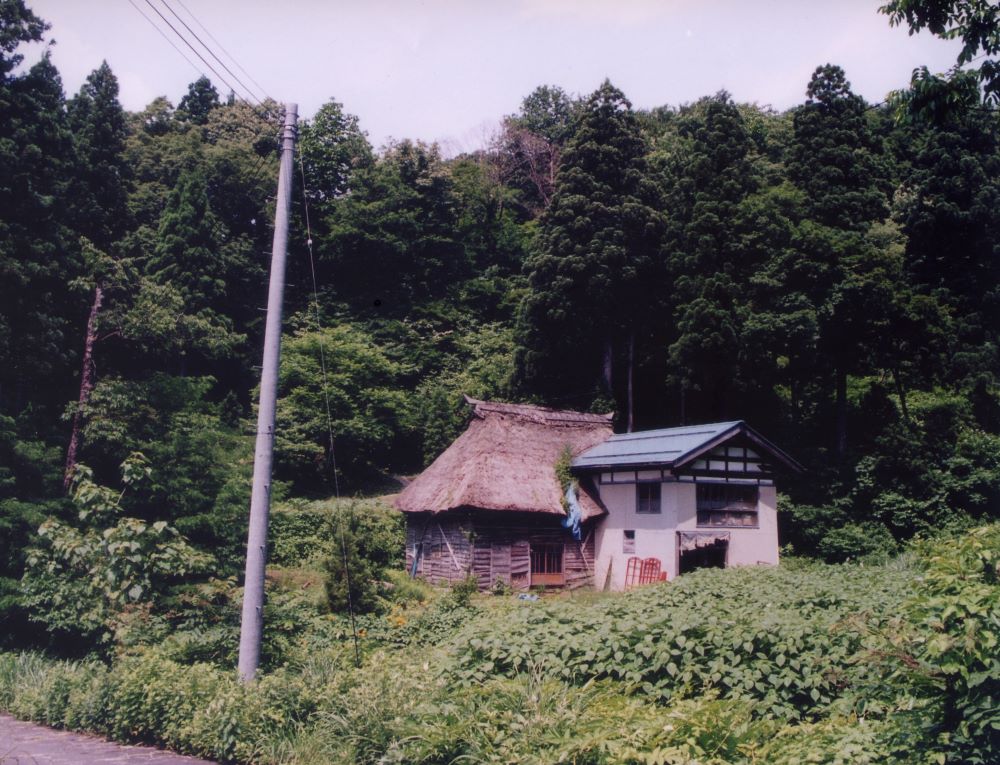 竹所集落にあるベンクス夫妻の自宅「双鶴庵」の再生前